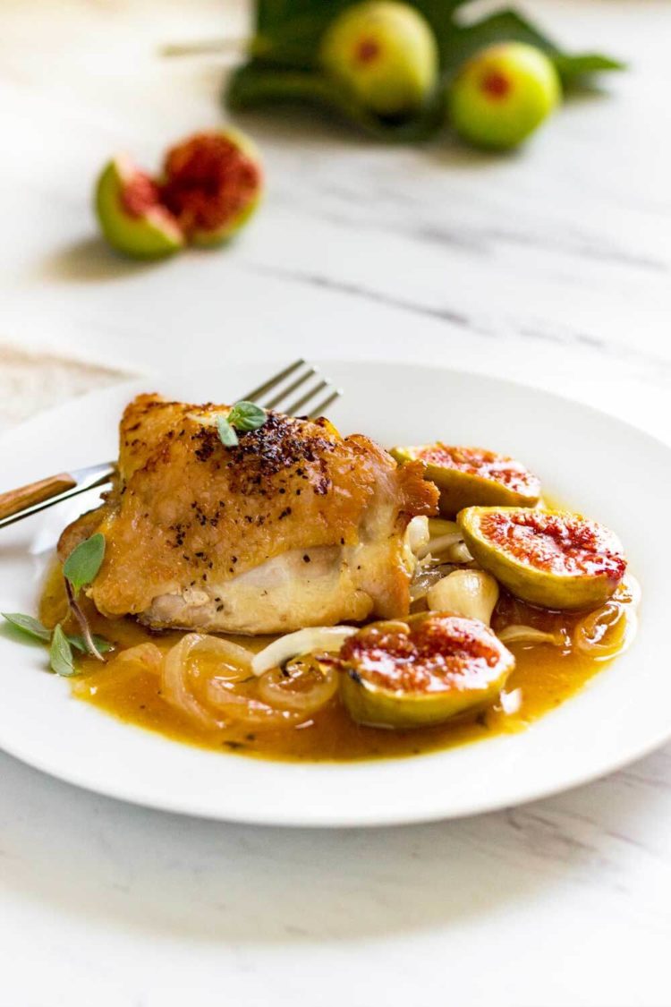 This Honey Roasted Figs and Chicken has onions, shallots and figs roasted in a garlic honey sauce. It’s a sure crowd pleaser. Easily double for a crowd! www.keviniscooking.com