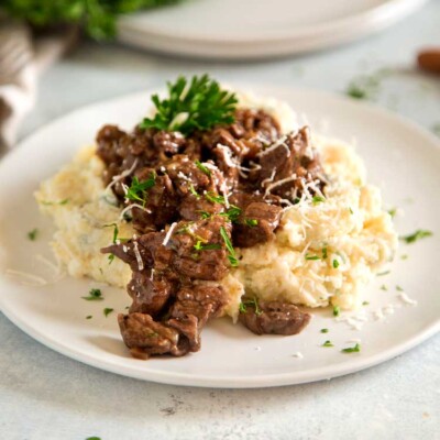 Braised Beef Tips in Red Wine Sauce