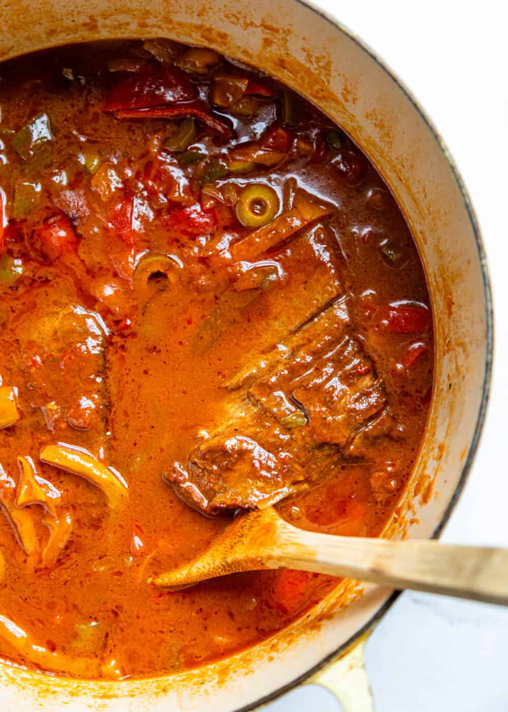 cooke ropa vieja in large pot